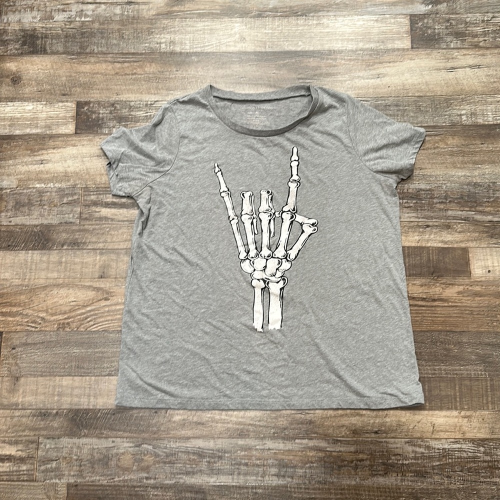 Grayson threads • rock on skeleton hand tee shirt